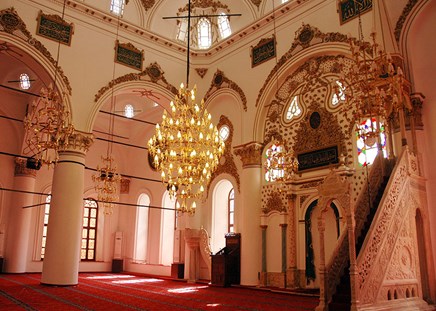 Mosques on Foot